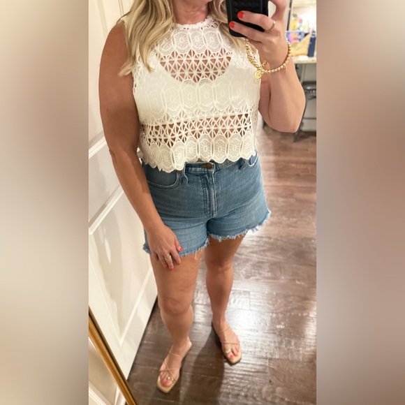 Lace Open Stitch Crew Neck Cropped Tank - Picture 6 of 6